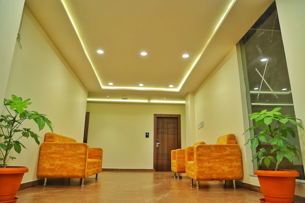 hotel aaryan comforts