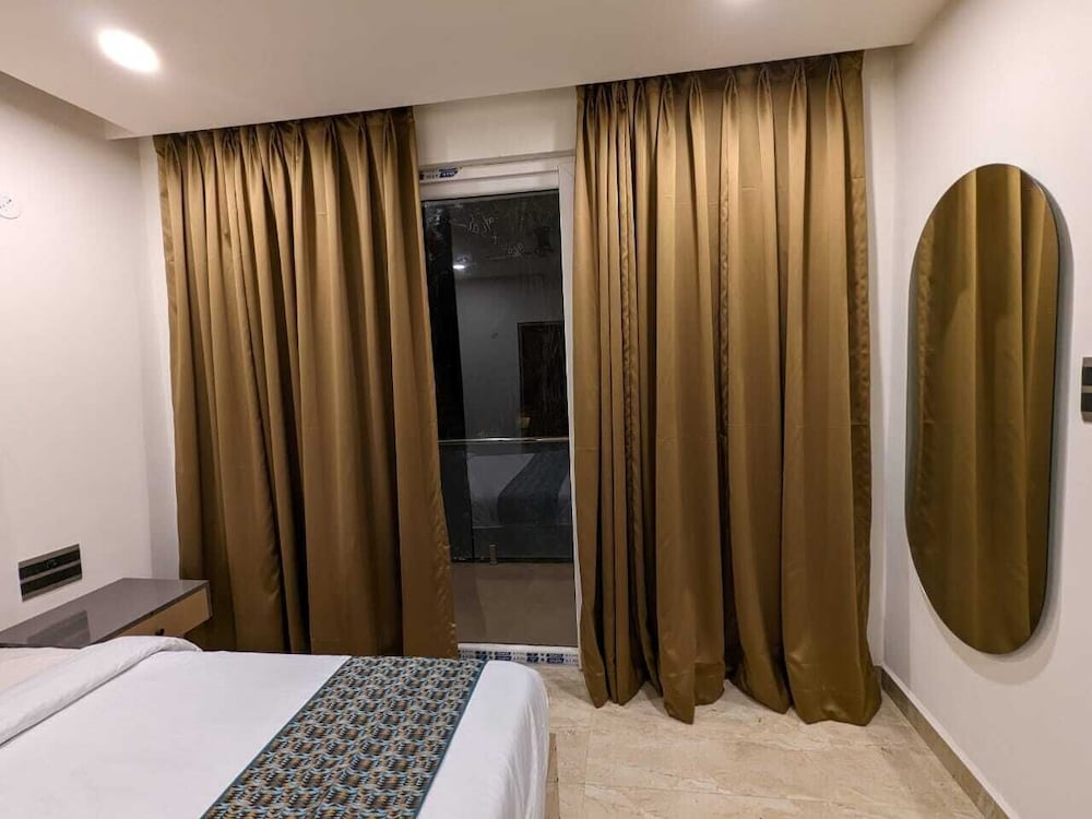 hotel bella residency
