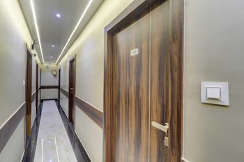 hotel new blue sapphire residency