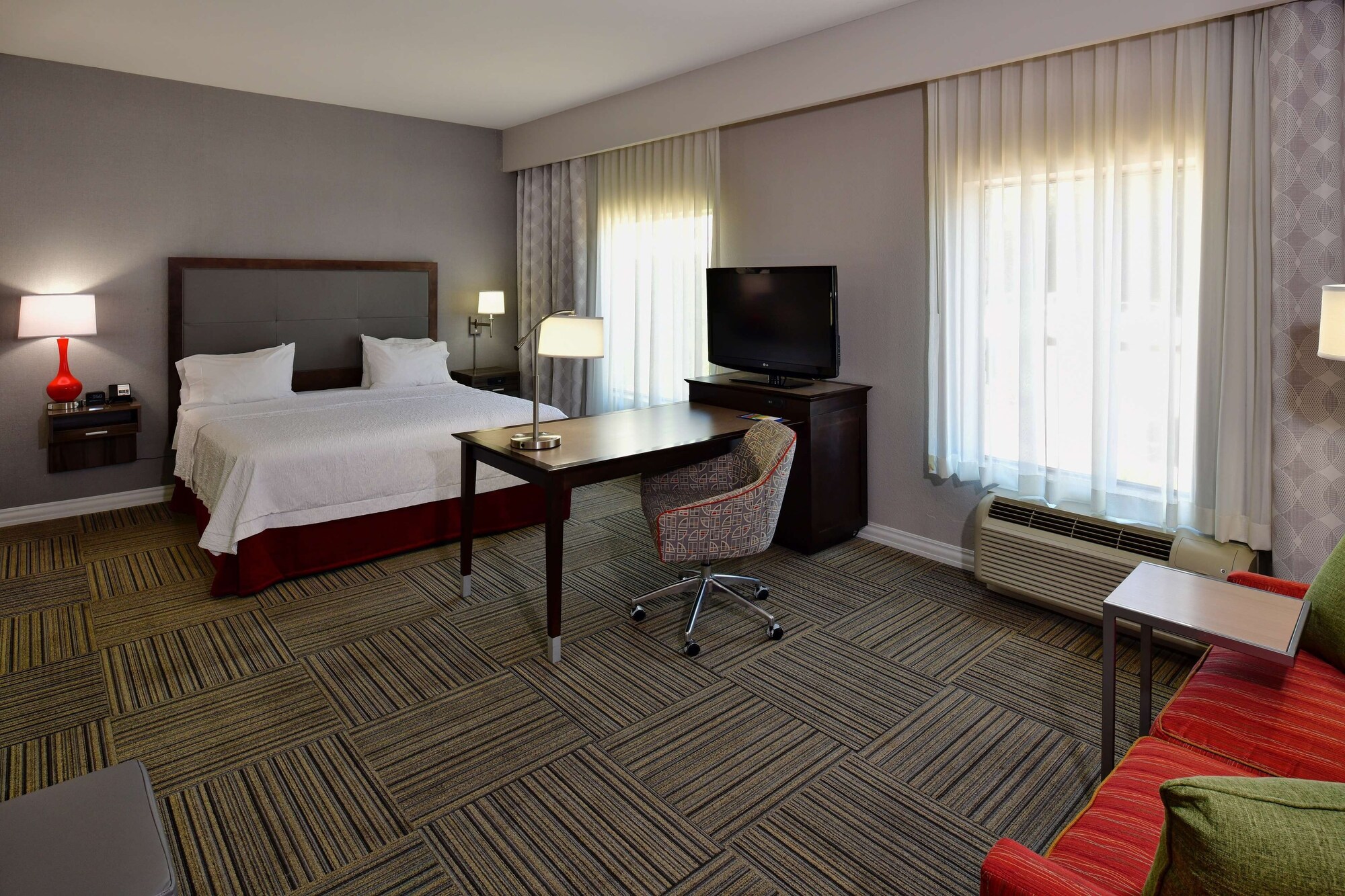 hampton inn and suites fredericksburg