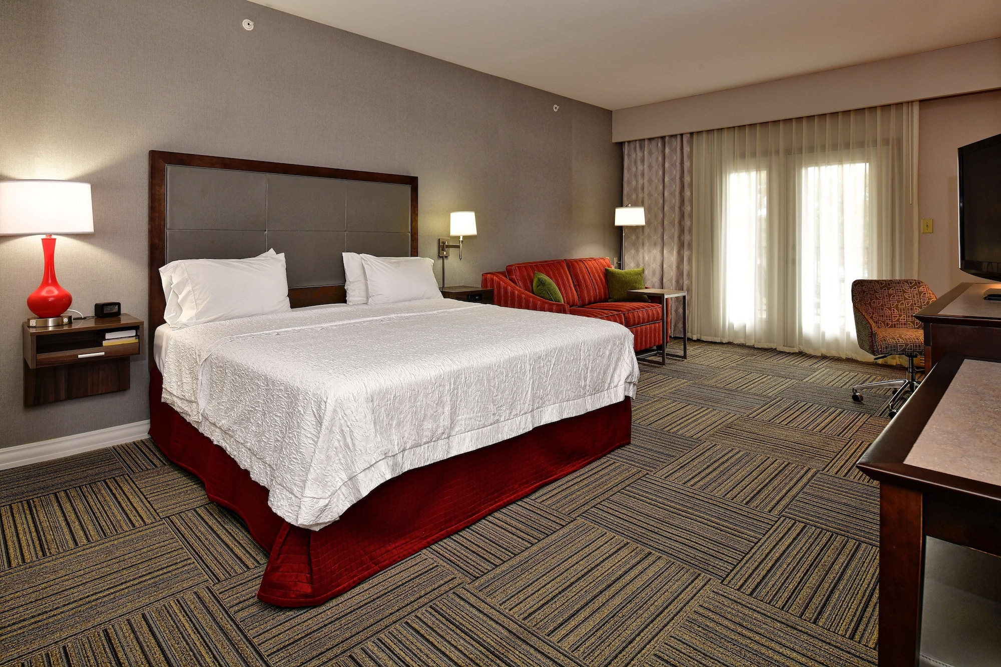 hampton inn and suites fredericksburg
