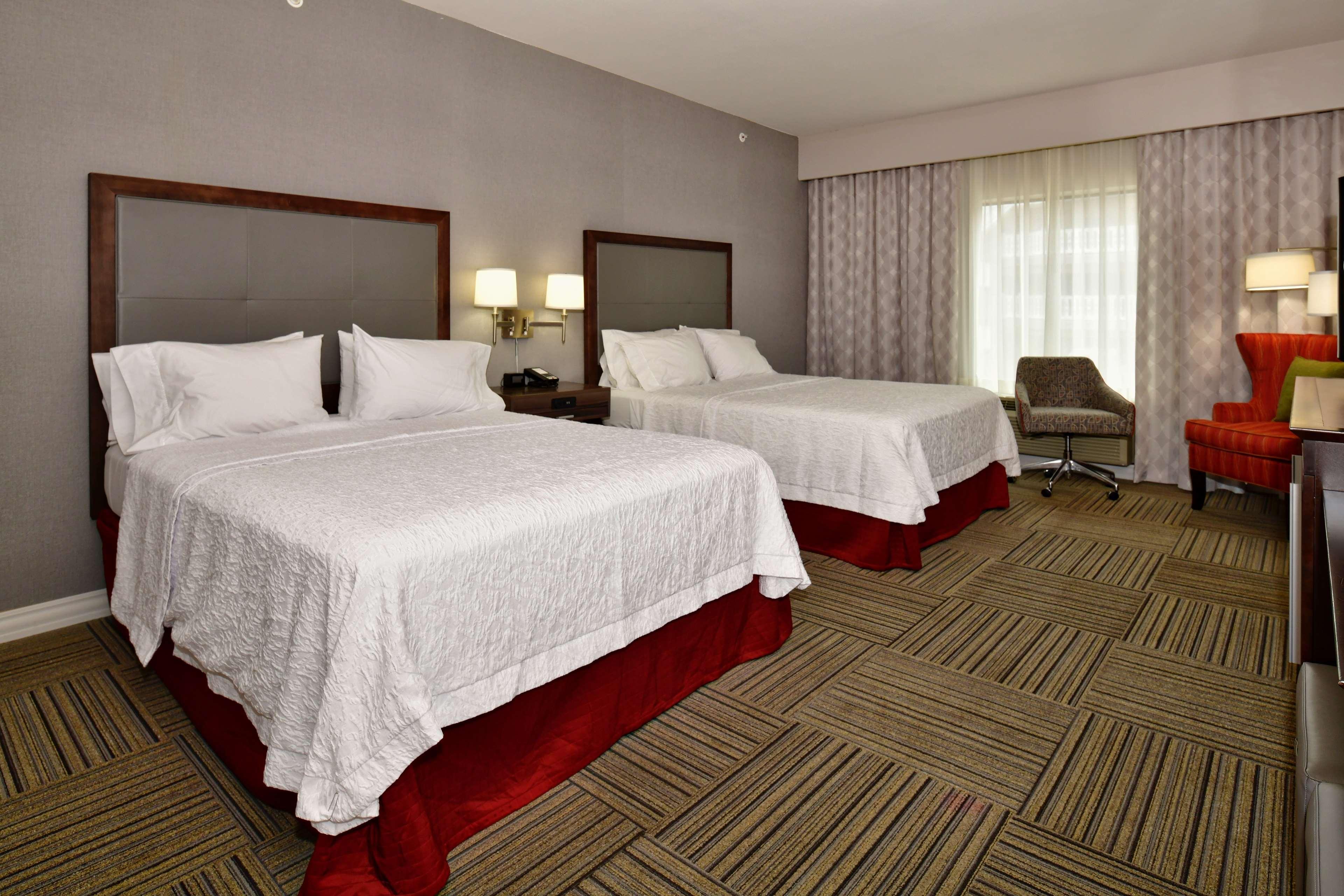 hampton inn and suites fredericksburg