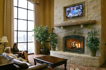 Hampton Inn & Suites Fredericksburg,Fredericksburg>>Bexar County,3 star