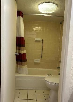 red roof inn fredericksburg south