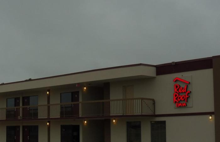 red roof inn fredericksburg south