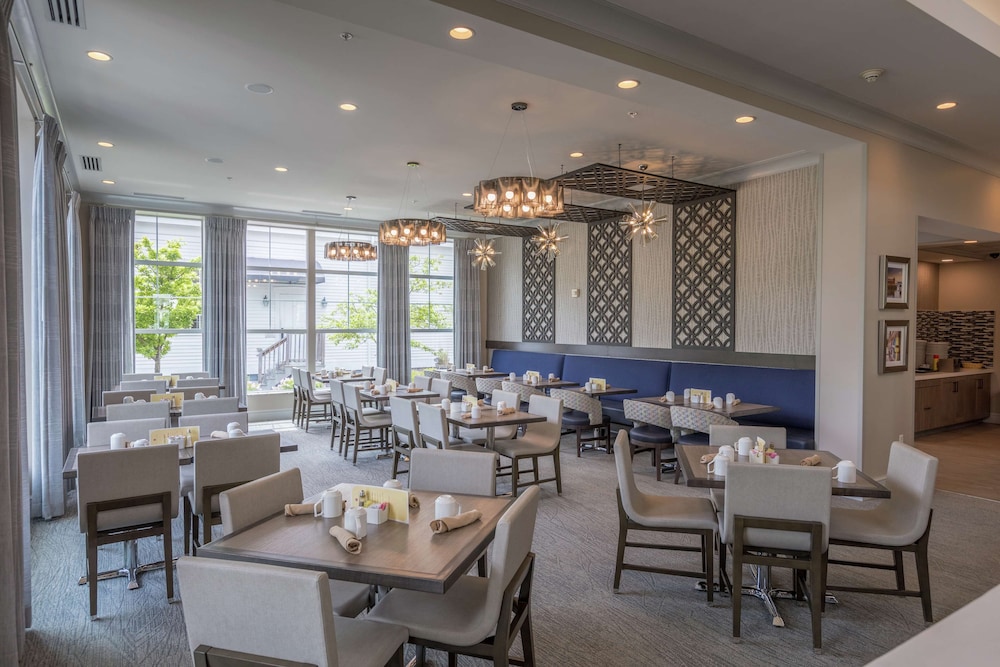 hilton garden inn freeport downtown