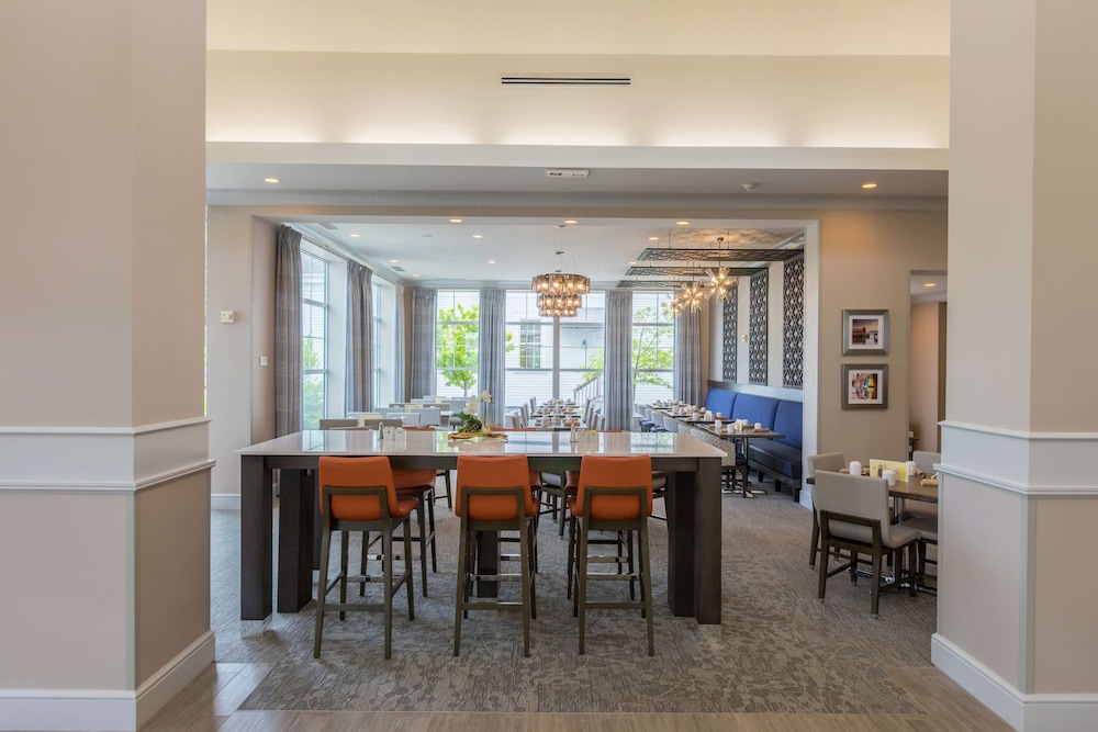 hilton garden inn freeport downtown