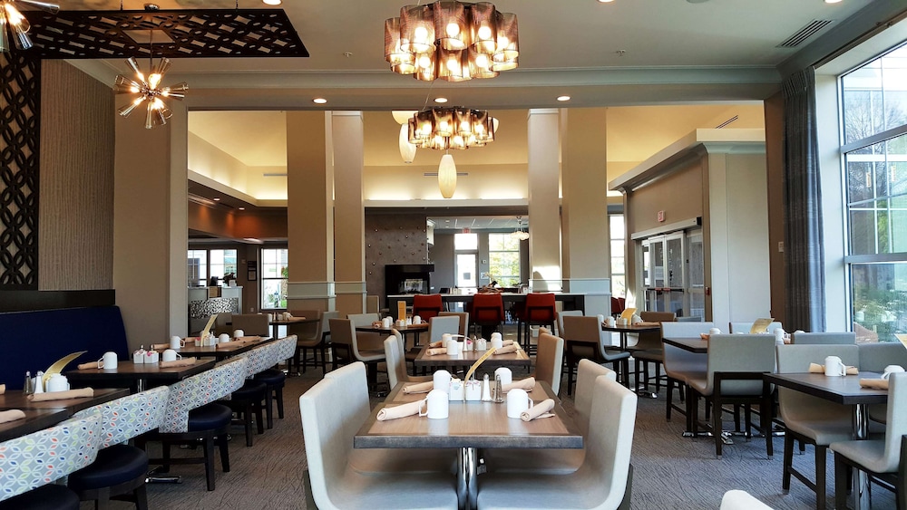 hilton garden inn freeport downtown