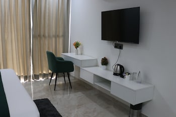 ava hotels and corporates millennium city