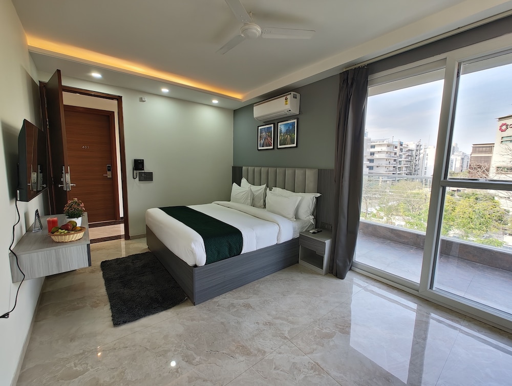 ava hotels and corporates millennium city