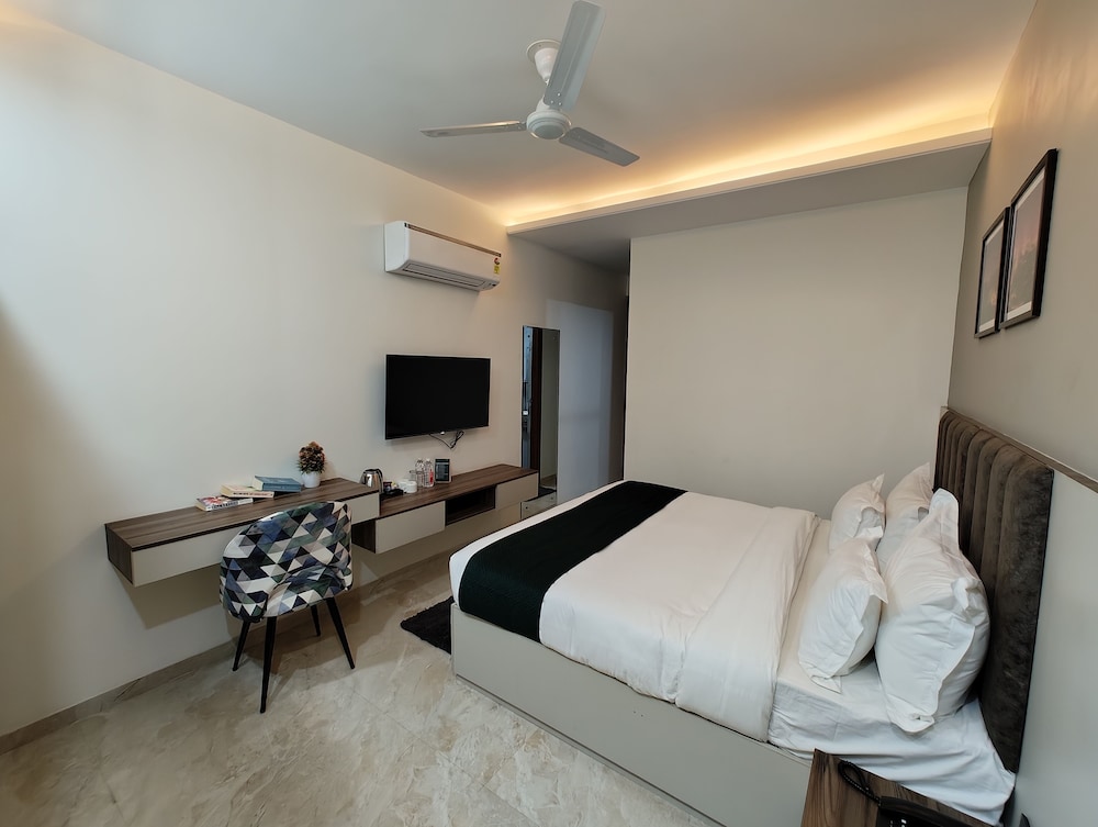 ava hotels and corporates millennium city