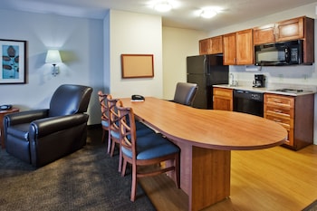 Candlewood Suites Macon By Ihg,Macon>>Bibb County,3 star