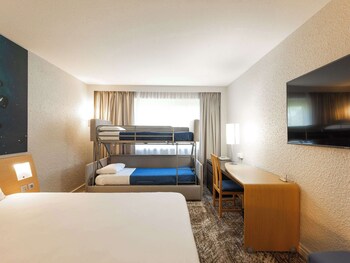 novotel macon nord