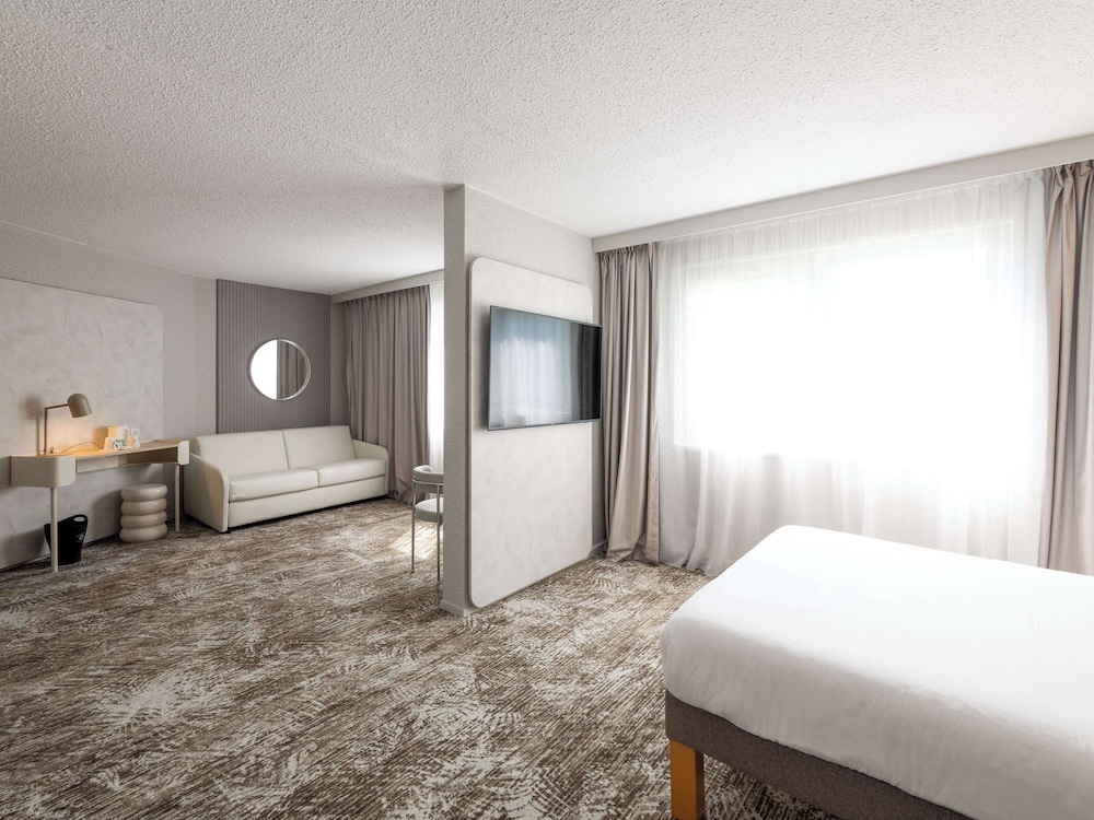 novotel macon nord