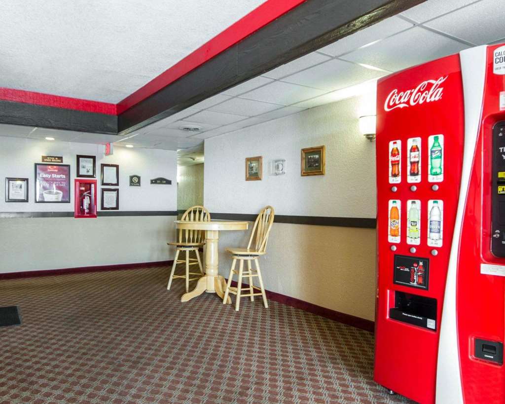 econo lodge madison east
