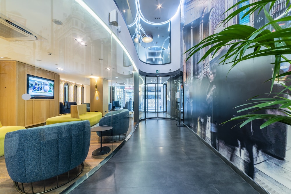 hotel indigo madrid gran via by ihg
