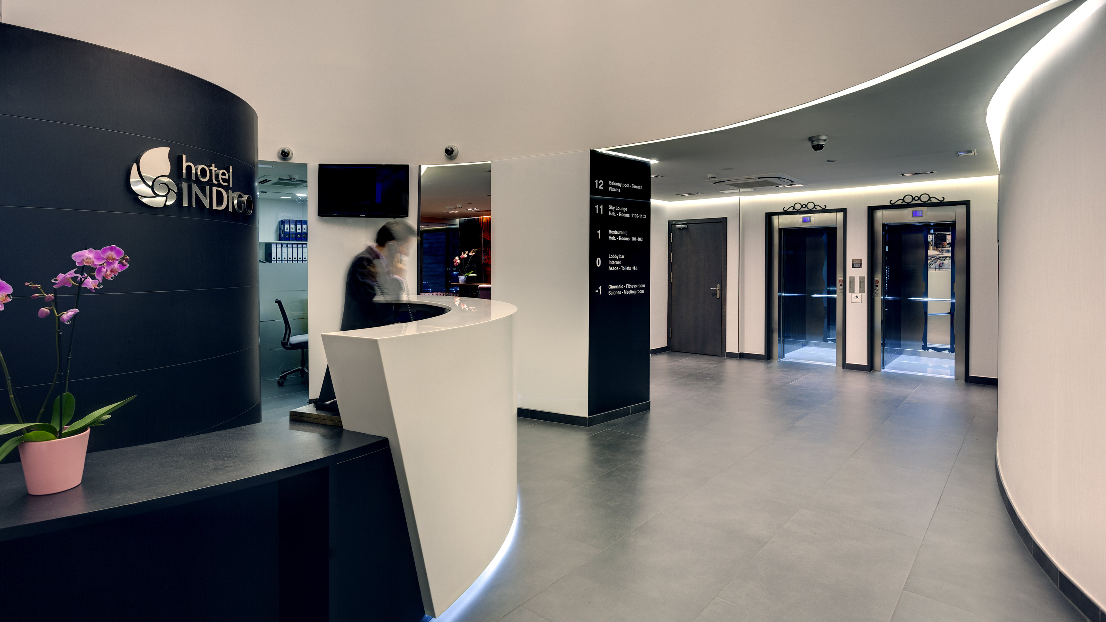 hotel indigo madrid gran via by ihg
