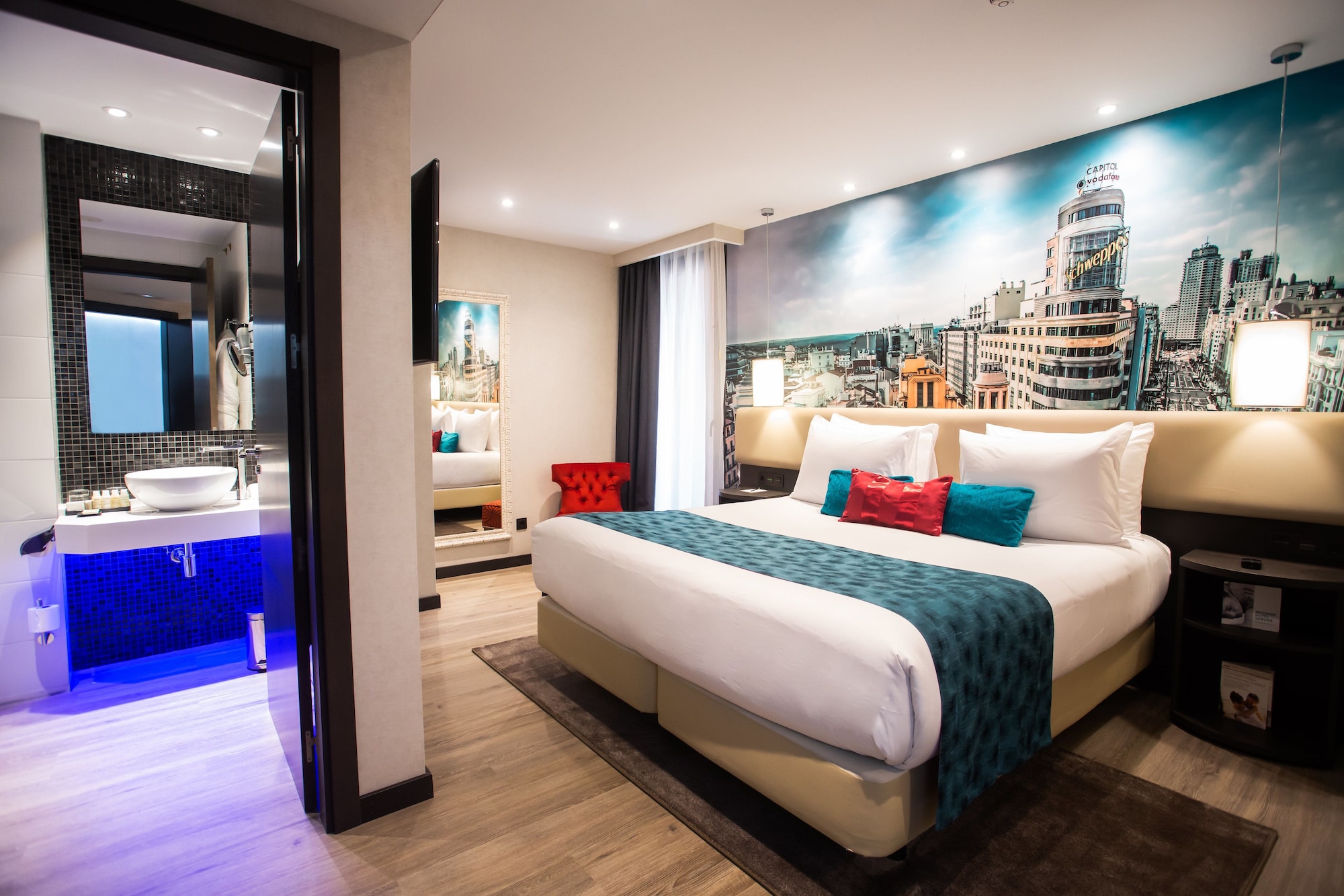 hotel indigo madrid gran via by ihg