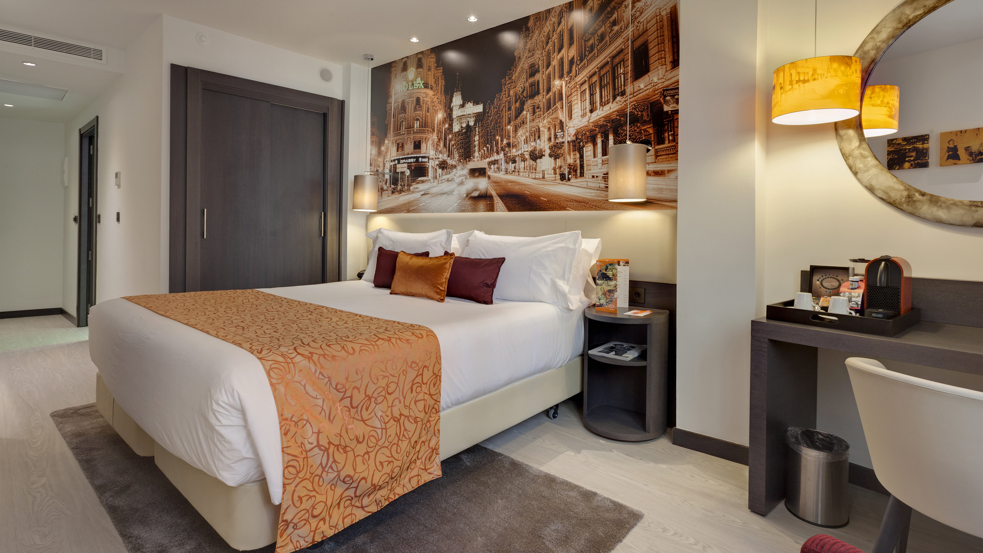 hotel indigo madrid gran via by ihg