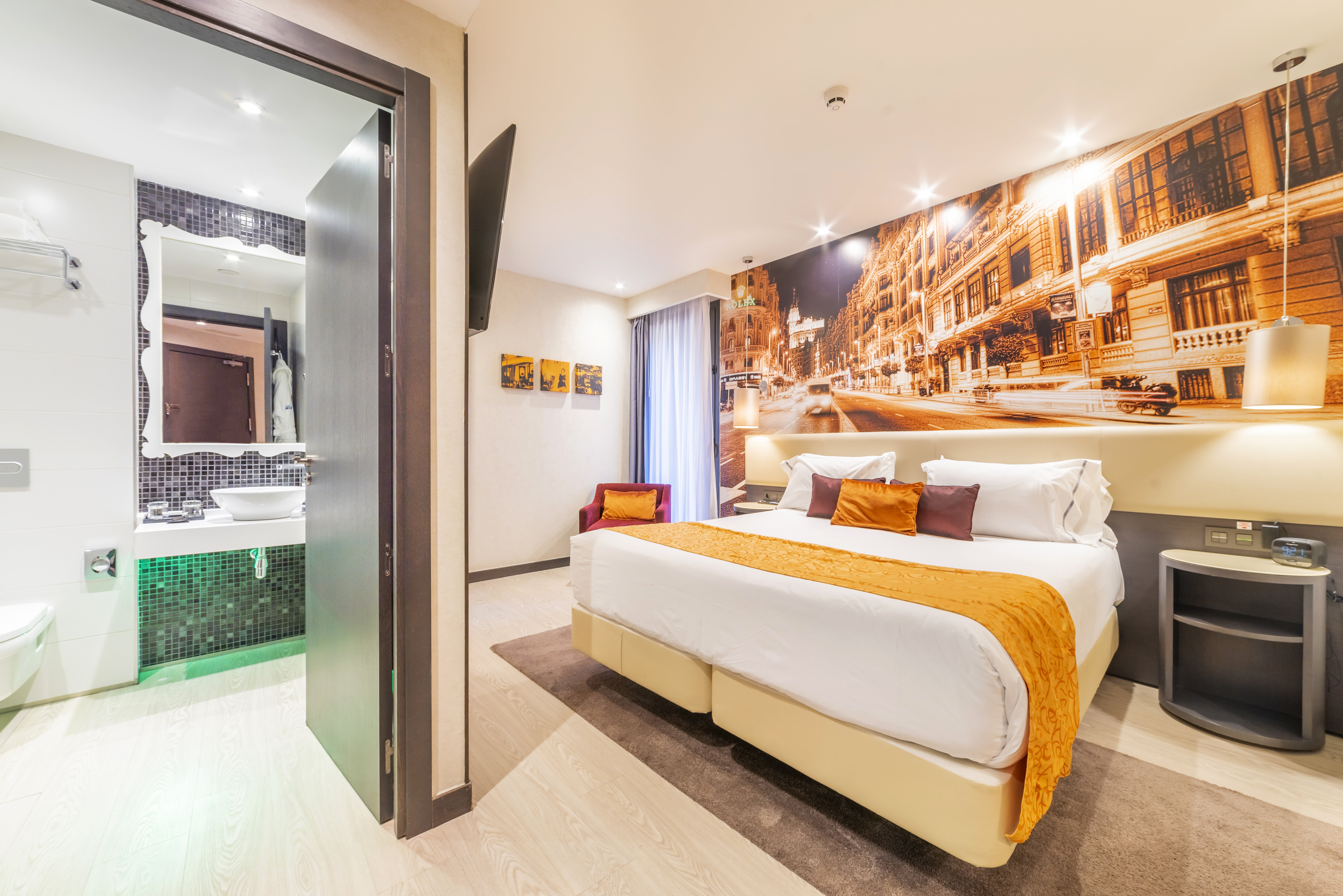 hotel indigo madrid gran via by ihg