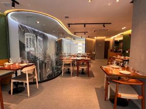 hotel indigo madrid gran via by ihg