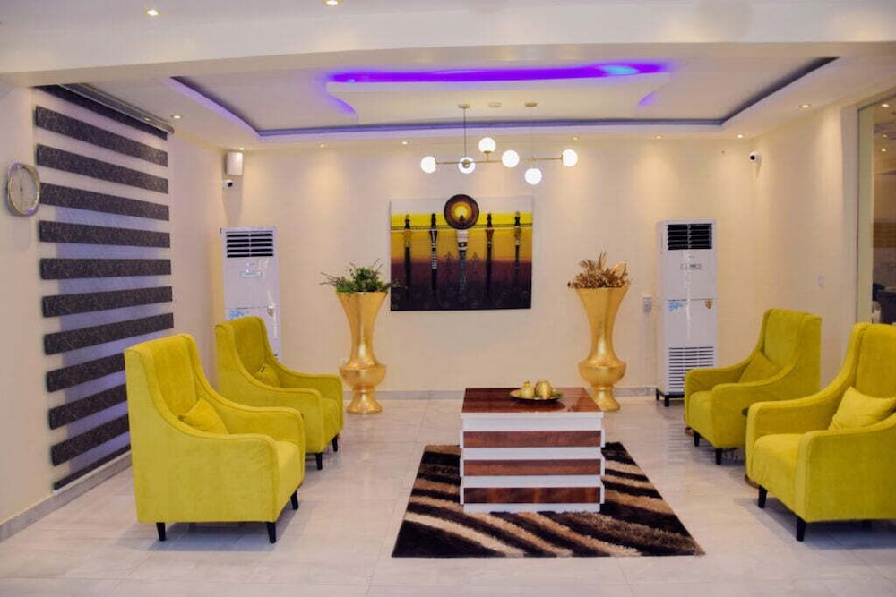 mambillah hotels and event centre