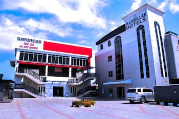 mambillah hotels and event centre