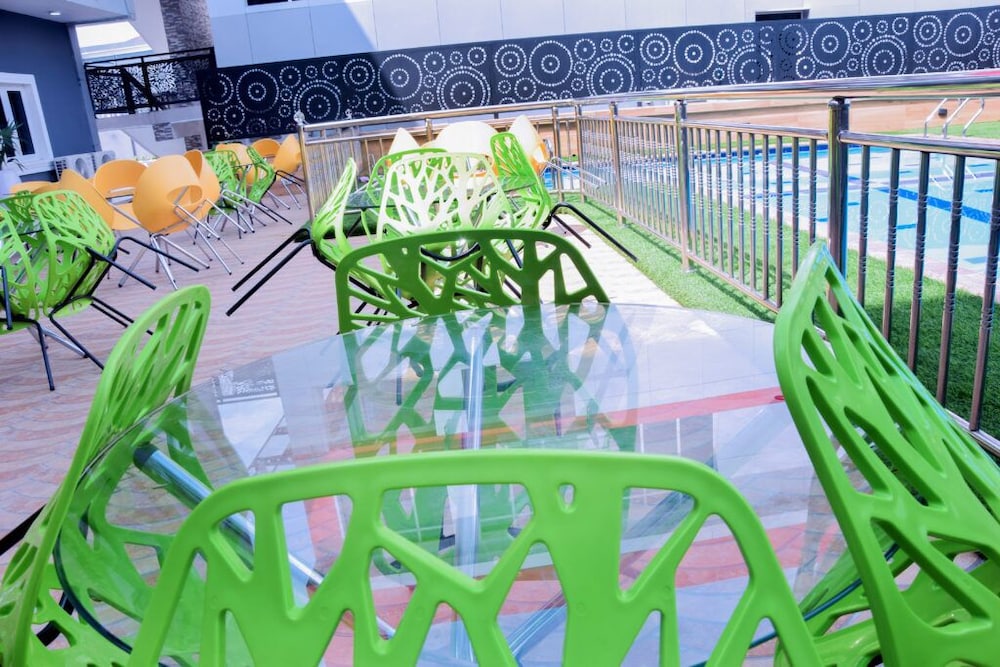 mambillah hotels and event centre