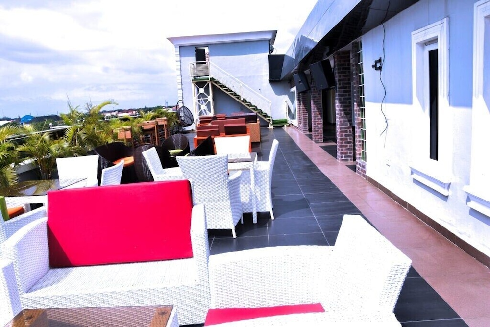 mambillah hotels and event centre