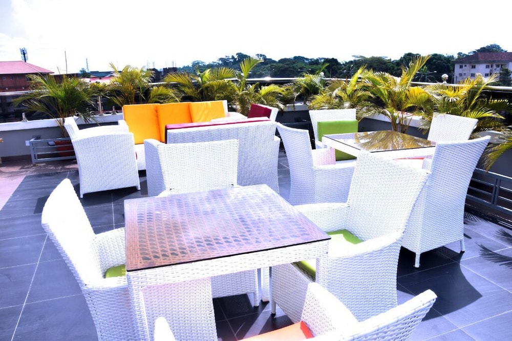 mambillah hotels and event centre
