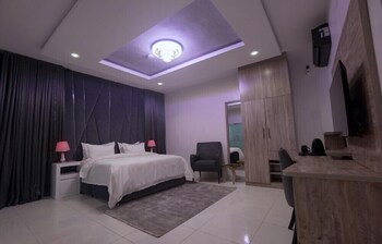 mambillah hotels and event centre