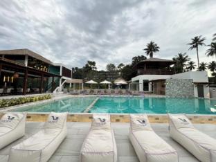 luxtalay khanom hotel