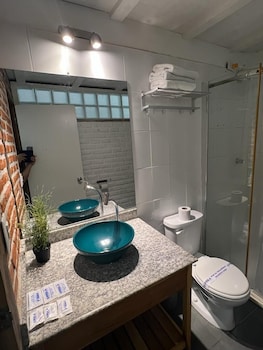 hotel perla central malecon