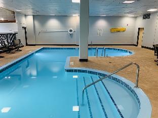 quality inn and suites downtown mansfield