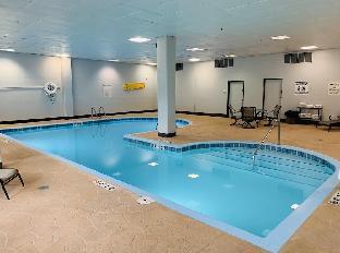 quality inn and suites downtown mansfield