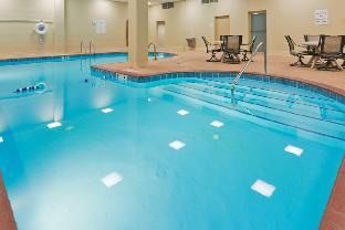 quality inn and suites downtown mansfield