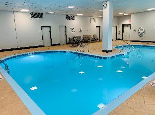 quality inn and suites downtown mansfield