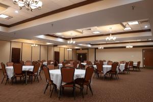 quality inn and suites downtown mansfield
