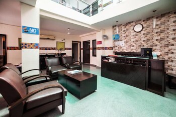 hotel diamond tree saket