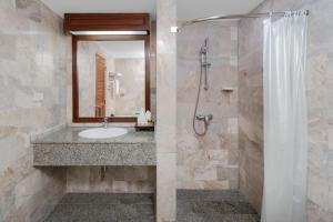 star convention hotel