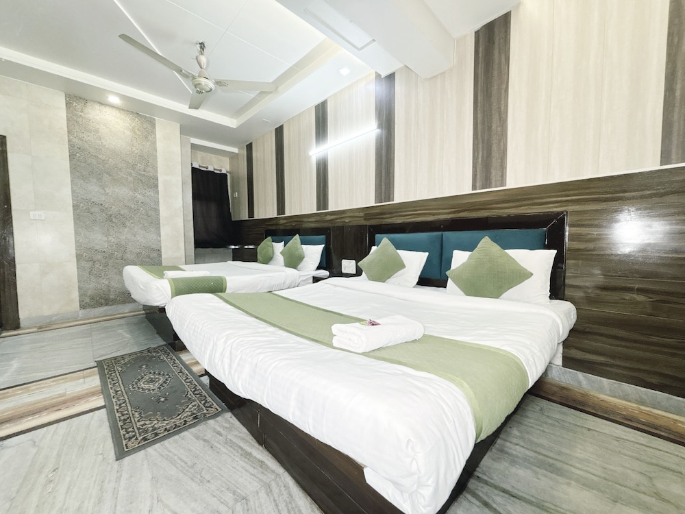 hotel alpine by the golden taj group
