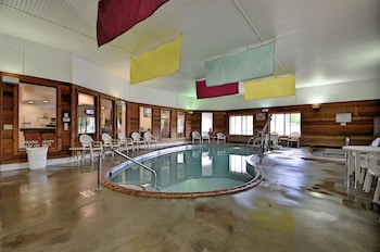 days inn by wyndham marquette