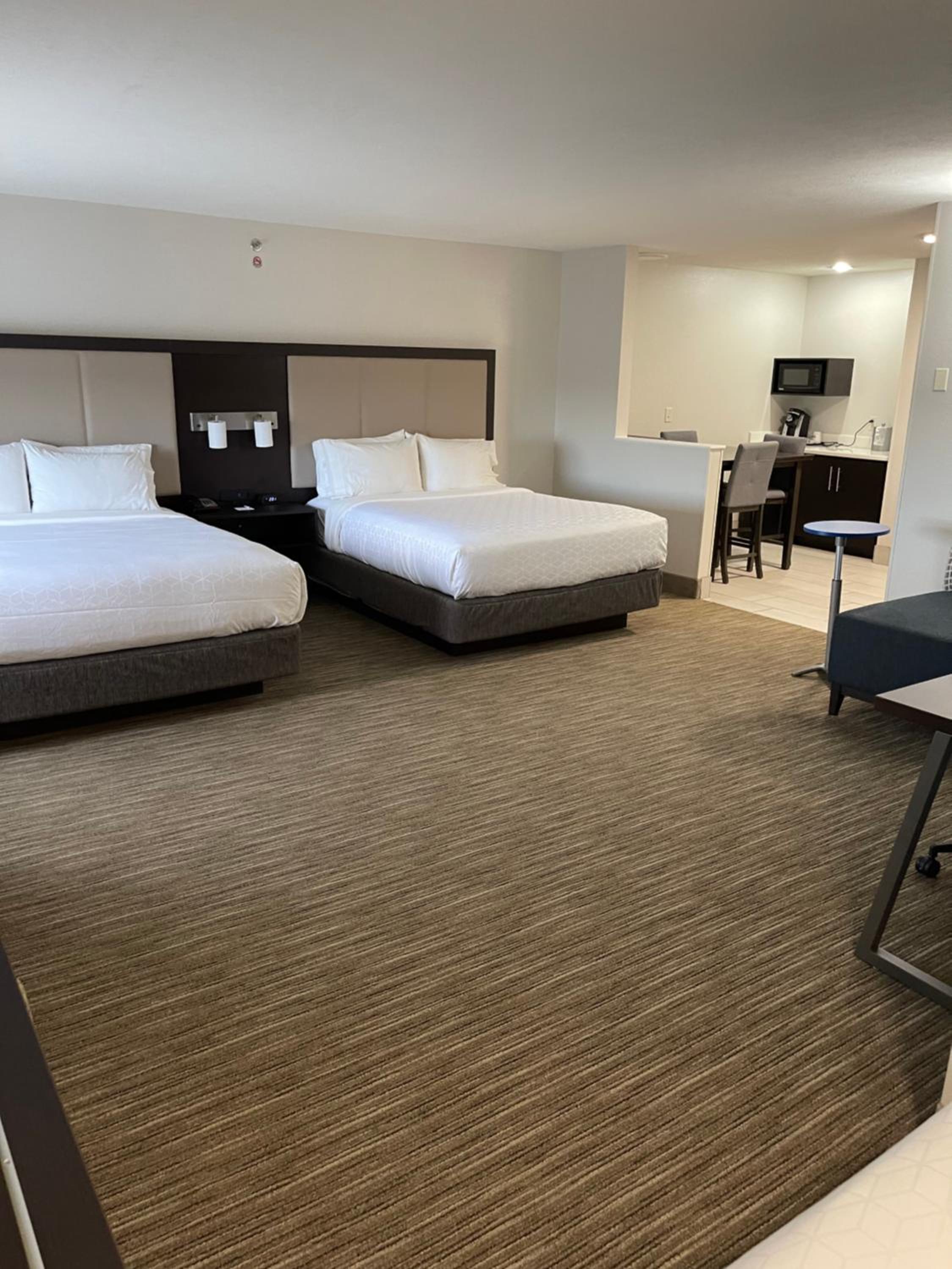 holiday inn express hotel and suites las vegas by ihg