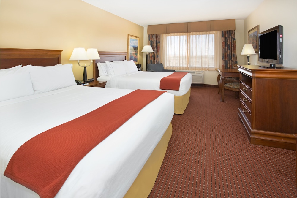 holiday inn express hotel and suites las vegas by ihg