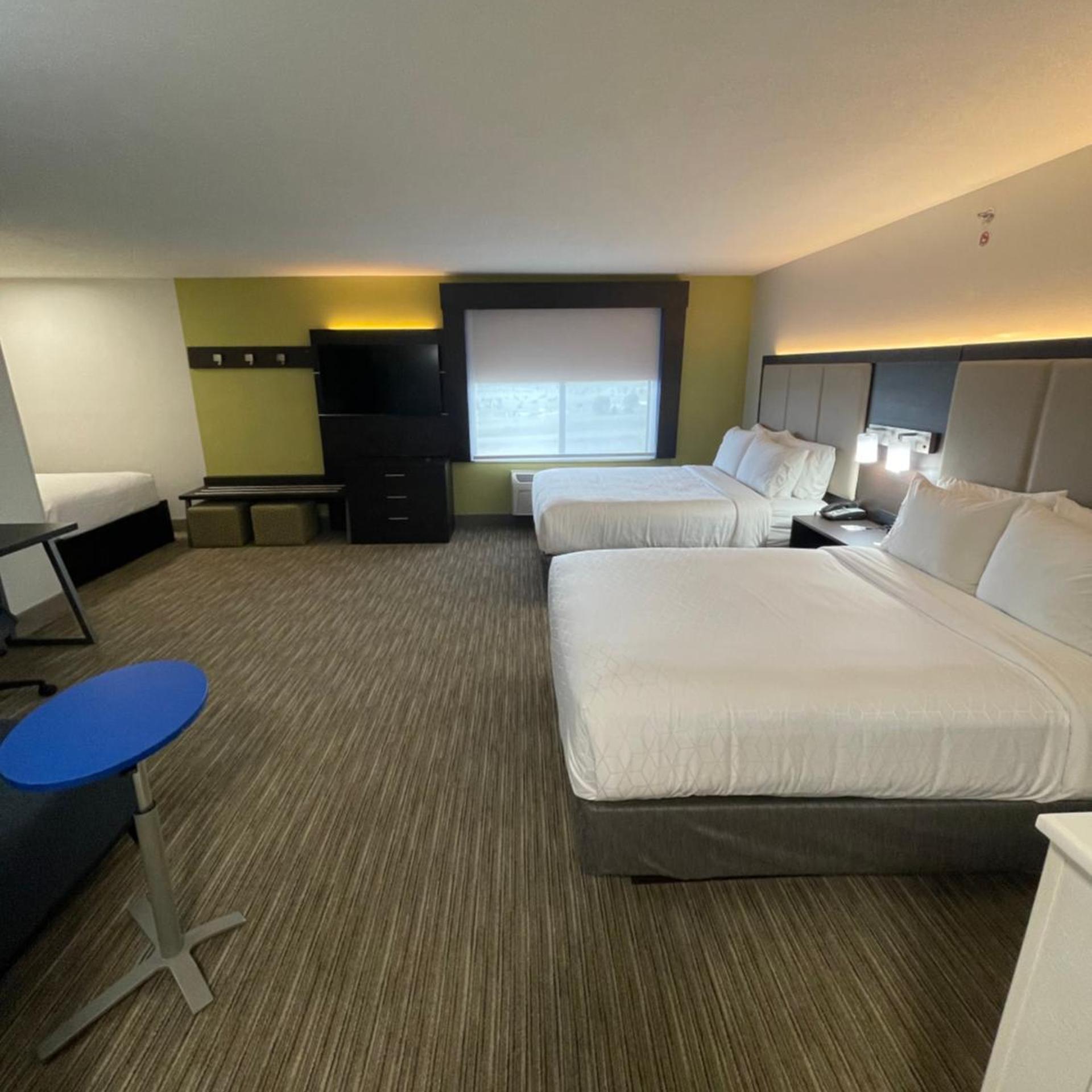 holiday inn express hotel and suites las vegas by ihg