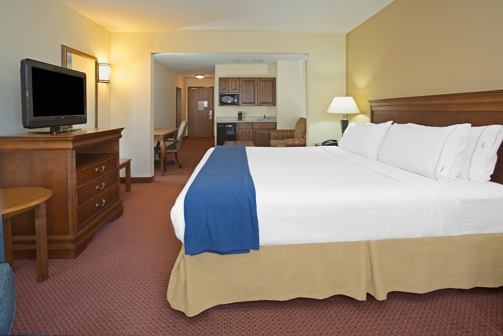 holiday inn express hotel and suites las vegas by ihg