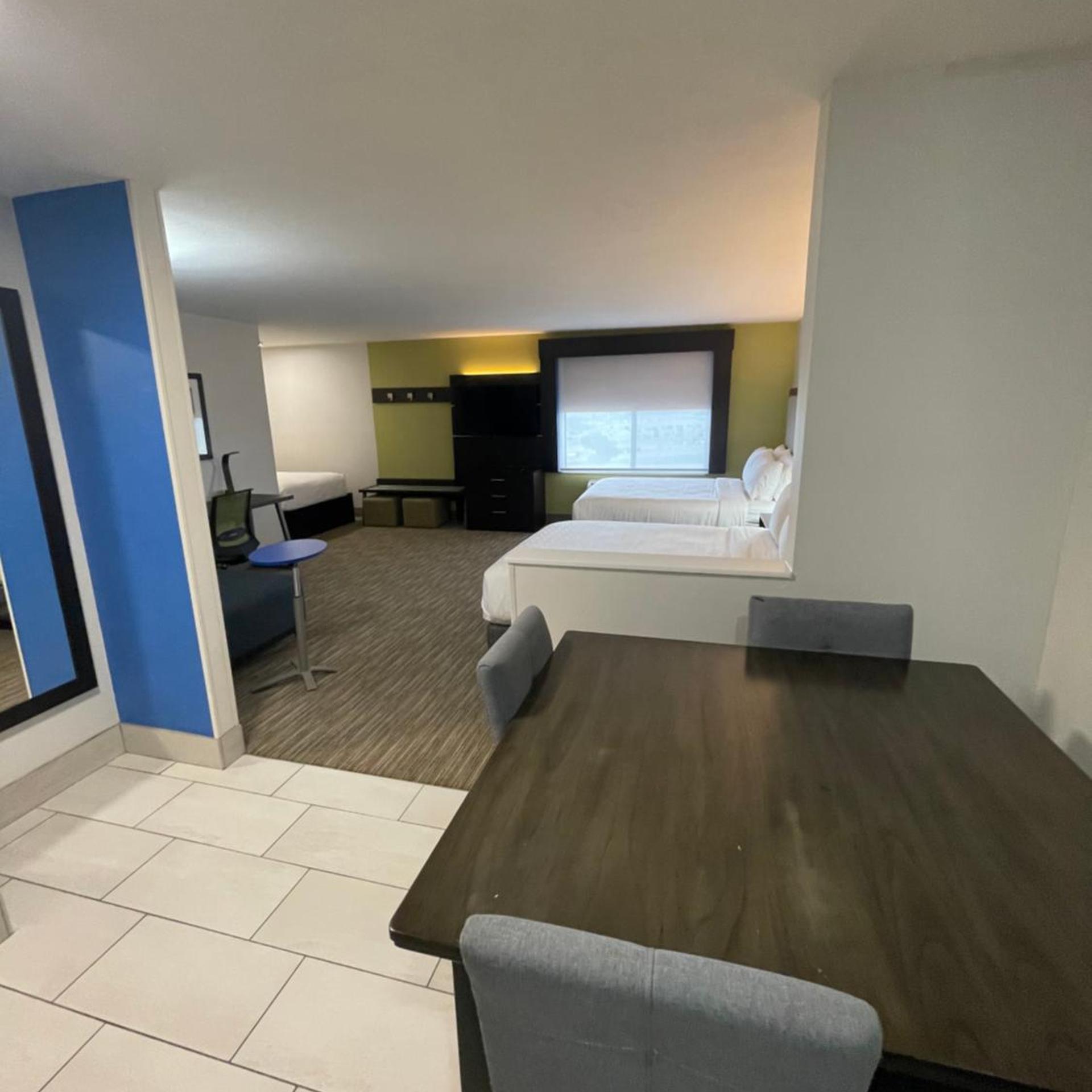 holiday inn express hotel and suites las vegas by ihg
