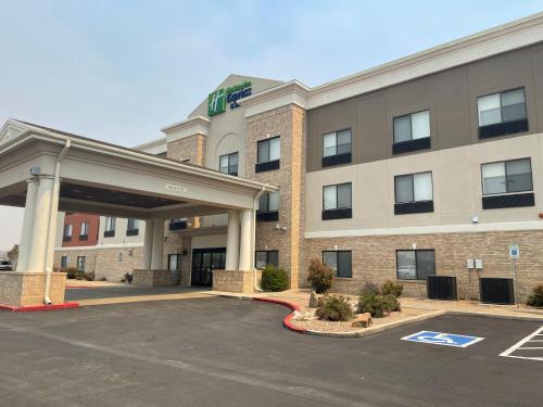 holiday inn express hotel and suites las vegas by ihg