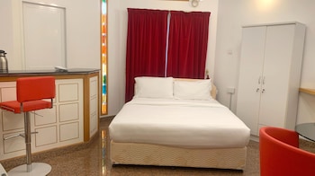 qurum heights hotel by oyo