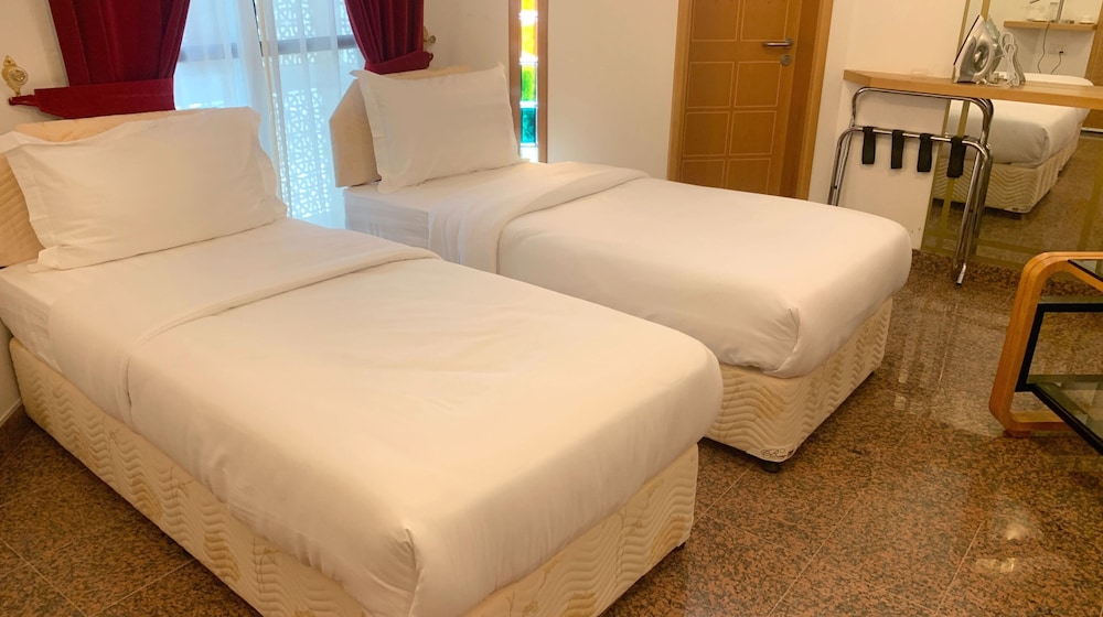 qurum heights hotel by oyo